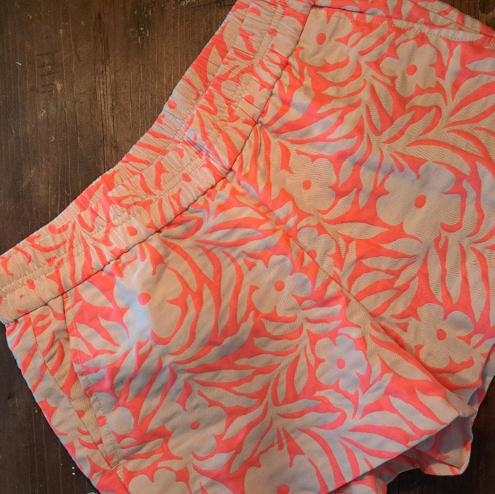 Linen shorts